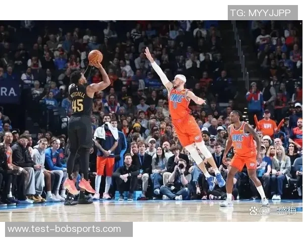 骑士与76人激战正酣双方争夺激烈比分悬念迭起